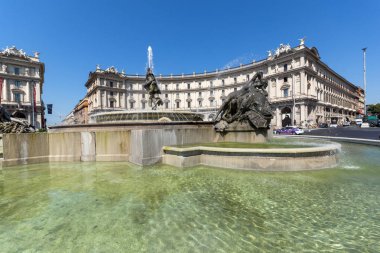 Rome, İtalya - 22 Haziran 2017: piazza görünümünü şaşırtıcı della Repubblica, Roma, İtalya