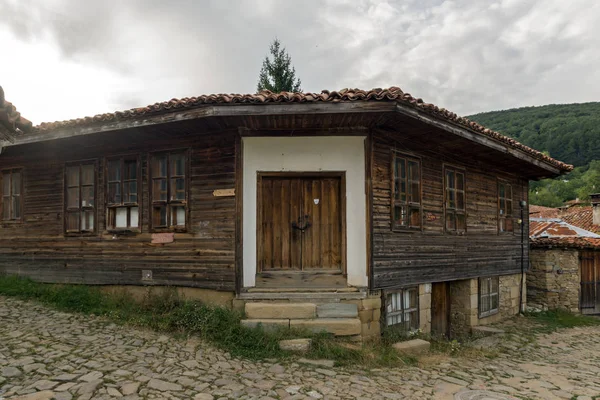 Zheravna Bulgária Julho 2014 Reserva Arquitetônica Zheravna Com Casas Século — Fotografia de Stock