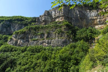 Iskar Gorge ve Vazov iz, koca Balkan Dağları, Bulgaristan ile manzara