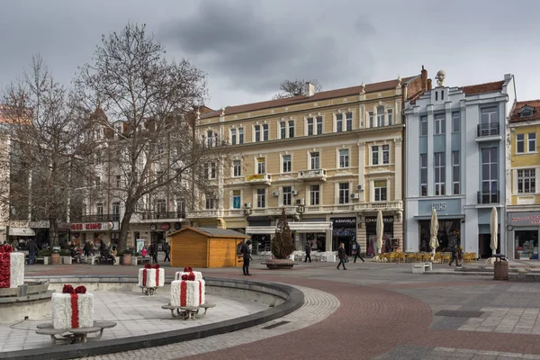 Plovdiv Bulgária Dezembro 2016 Caminhando Rua Pedonal Central Cidade Plovdiv — Fotografia de Stock