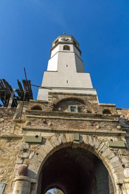 Belgrade, Sırbistan - 10 Kasım 2018: Belgrad Kalesi ve Kalemegdan Park Belgrad, Sırbistan şehir merkezinde, saat kulesi (Sahat kule)