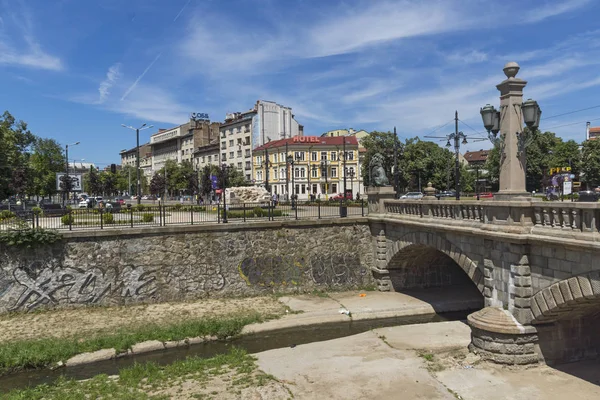 Sofia Bulgaristan Mayıs 2018 Panoramik Aslanın Köprüden Vladaya Nehir Sofia — Stok fotoğraf