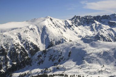 Todorka tepe, Bulgaristan üzerinden Pirin Dağı Kış manzarası