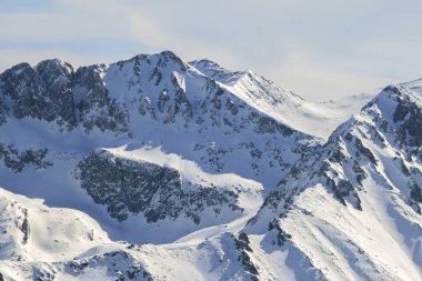 Todorka tepe, Bulgaristan üzerinden Pirin Dağı Kış manzarası
