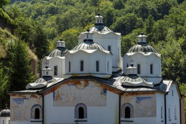 Osogovo manastır, Makedonya - 21 Temmuz 2018: Ortaçağ Ortodoks Manastırı St Joachim Osogovo, Kriva Palanka bölgesi, Makedonya Cumhuriyeti