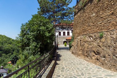 Osogovo manastır, Makedonya - 21 Temmuz 2018: Ortaçağ Ortodoks Manastırı St Joachim Osogovo, Kriva Palanka bölgesi, Makedonya Cumhuriyeti