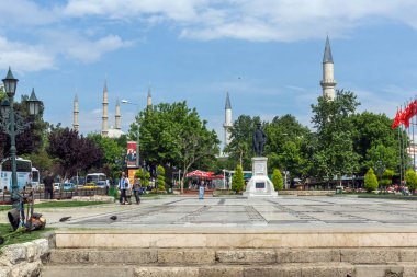 Edirne, Turkey - 26 Mayıs 2018: Edirne şehri, Doğu Trakya, Türkiye'nin ortasındaki tipik sokak