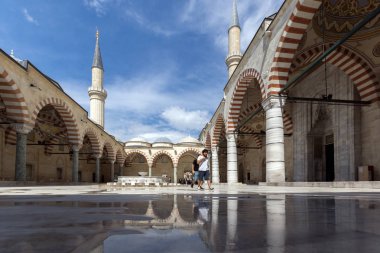 Edirne, Türkiye - 26 Mayıs 2018: Uc Serefeli Camii Edirne şehri, Doğu Trakya, Türkiye'nin Merkez Camii