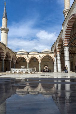 Edirne, Türkiye - 26 Mayıs 2018: Uc Serefeli Camii Edirne şehri, Doğu Trakya, Türkiye'nin Merkez Camii