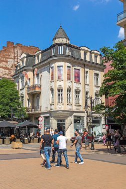 Sofia, Bulgaristan-20 Mayıs 2018: Sofya şehrinde Vitosha Boulevard, bina