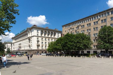 Sofia, Bulgaristan-20 Mayıs 2018: Sofya, Bulgaristan şehir merkezinde tipik sokak