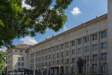 Sofia, Bulgaristan-20 Mayıs 2018: Sofya, Bulgaristan şehir merkezinde tipik sokak
