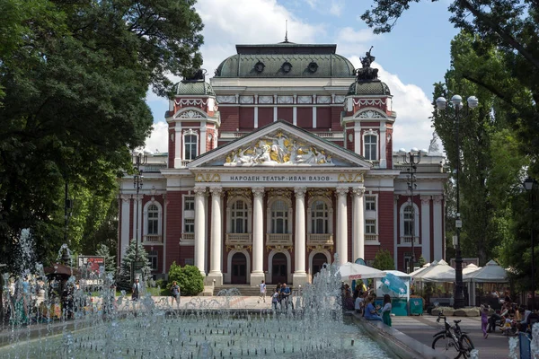 Sofia Bulgarien Mai 2018 Brunnen Vor Dem Nationaltheater Ivan Vazov — Stockfoto