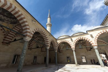 Edirne, Turkey - 26 Mayıs 2018: Uc Serefeli Camii'nin Camii Edirne şehri, Doğu Trakya, Türkiye'nin merkezi görünüm içinde