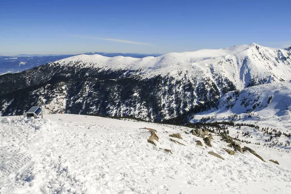 Paisaje Invernal Con Colinas Cubiertas Nieve Montaña Pirin Vista Desde — Foto de Stock