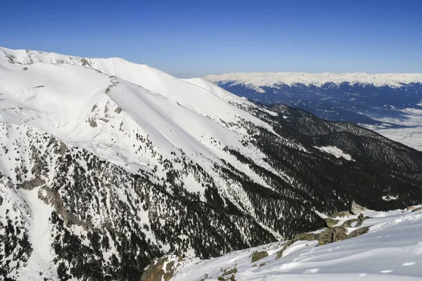 Zimní Krajina Kopce Pokryté Sněhem Pohoří Pirin Výhled Vrcholu Todorka — Stock fotografie