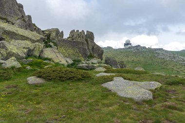 Cherni Vrah tepe, Sofya şehir bölge, Bulgaristan üzerinden Vitosha Dağı manzarası