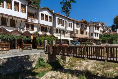 Melnik, Bulgaristan - 7 Eylül 2017: Ondokuzuncu yüzyıl eski evlerde kasaba, Melnik, bölge Yukarı Cuma, Bulgaristan