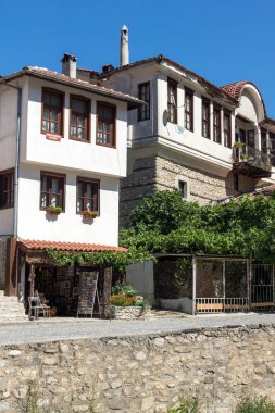 Melnik, Bulgaristan - 7 Eylül 2017: Ondokuzuncu yüzyıl eski evlerde kasaba, Melnik, bölge Yukarı Cuma, Bulgaristan