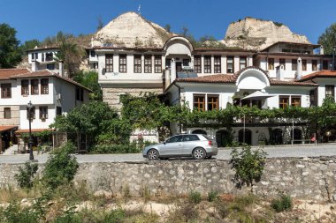 Melnik, Bulgaristan - 7 Eylül 2017: Ondokuzuncu yüzyıl eski evlerde kasaba, Melnik, bölge Yukarı Cuma, Bulgaristan