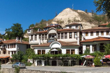 Melnik, Bulgaristan - 7 Eylül 2017: Ondokuzuncu yüzyıl eski evlerde kasaba, Melnik, bölge Yukarı Cuma, Bulgaristan