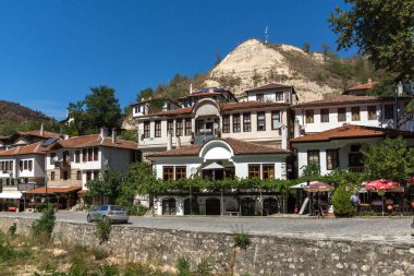 Melnik, Bulgaristan - 7 Eylül 2017: Ondokuzuncu yüzyıl eski evlerde kasaba, Melnik, bölge Yukarı Cuma, Bulgaristan