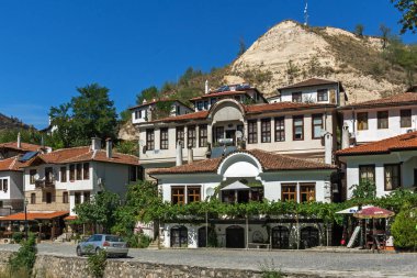 Melnik, Bulgaristan - 7 Eylül 2017: Ondokuzuncu yüzyıl eski evlerde kasaba, Melnik, bölge Yukarı Cuma, Bulgaristan