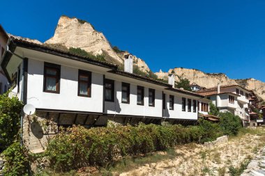 Melnik, Bulgaristan - 7 Eylül 2017: Ondokuzuncu yüzyıl eski evlerde kasaba, Melnik, bölge Yukarı Cuma, Bulgaristan