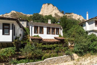 Melnik, Bulgaristan - 7 Eylül 2017: Ondokuzuncu yüzyıl eski evlerde kasaba, Melnik, bölge Yukarı Cuma, Bulgaristan