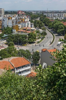 Plovdiv, Bulgaristan - 5 Temmuz 2018: Nebet Tepe tepe, Bulgaristan Plovdiv şehirden panoramik cityscape