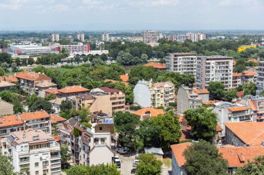 Plovdiv, Bulgaristan - 5 Temmuz 2018: Nebet Tepe tepe, Bulgaristan Plovdiv şehirden panoramik cityscape
