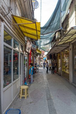 Edirne, Türkiye - 26 Mayıs 2018: Alışveriş yayalara Edirne şehri, Doğu Trakya, Türkiye'nin merkezi