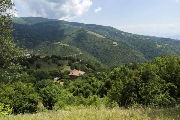 Panorama Med Byn Gega Och Ograzhden Berg Regionen Blagoevgrad Bulgarien — Stockfoto