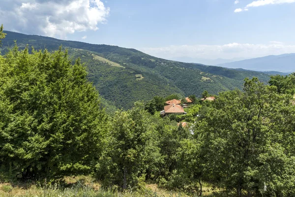 Panorama Med Byn Gega Och Ograzhden Berg Regionen Blagoevgrad Bulgarien — Stockfoto