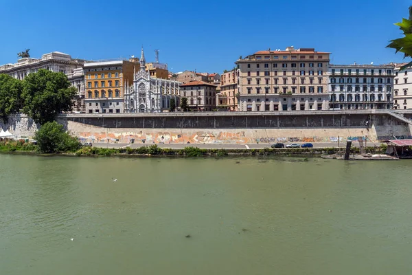 Roma Itália Junho 2017 Vista Panorâmica Incrível Rio Tibre Cidade — Fotografia de Stock