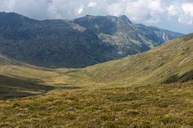 Rila Mountan yedi Rila göller, Bulgaristan yakınındaki görünümünü yaz