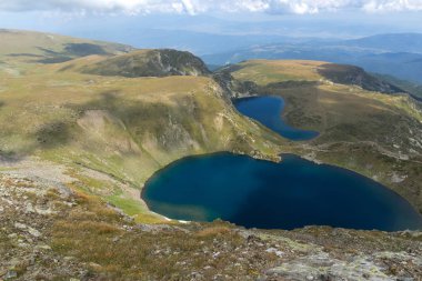 Yaz görünümü böbrek ve göz göller, Rila Dağı, yedi Rila göller, Bulgaristan