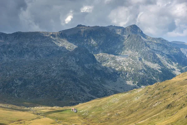 Rila Mountan yedi Rila göller, Bulgaristan yakınındaki görünümünü yaz