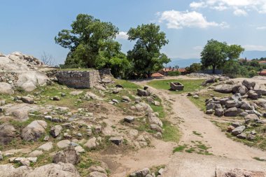 Plovdiv, Bulgaristan - 5 Temmuz 2018: Panoramik şehir Plovdiv Nebet Tepe Hill, Bulgaristan