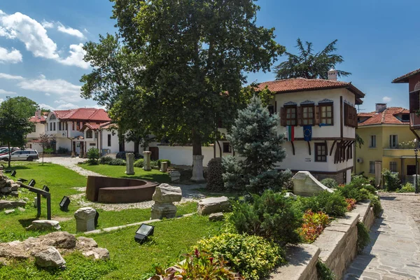 Plovdiv Bulgaria Julio 2018 Calle Cobblestone Casas Del Siglo Xix —  Fotos de Stock