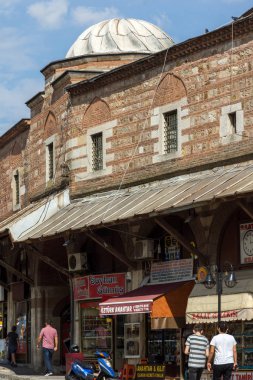 Edirne, Türkiye - 26 Mayıs 2018: Alışveriş yayalara Edirne şehri, Doğu Trakya, Türkiye'nin merkezi