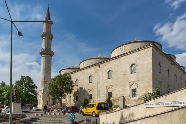 Edirne, Türkiye - 26 Mayıs 2018: Eski Camii Camii Edirne şehri, Doğu Trakya, Türkiye'nin merkezi
