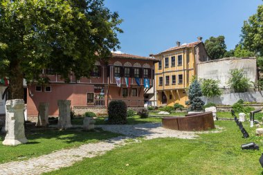 Plovdiv, Bulgaristan - 5 Temmuz 2018: On dokuzuncu yüzyılda evlerde mimari ve tarihi eski şehir şehir Plovdiv, Bulgaristan rezerv