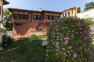 Plovdiv, Bulgaristan - 5 Temmuz 2018: On dokuzuncu yüzyılda evlerde mimari ve tarihi eski şehir şehir Plovdiv, Bulgaristan rezerv