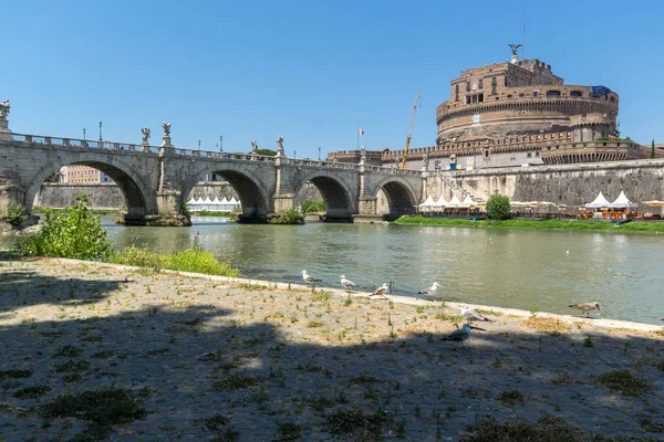 Roma Itália Junho 2017 Vista Verão Ponte São Ângelo Rio — Fotografia de Stock