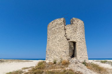 Girapetra Beach, Lefkada, Ionian Islands, Yunanistan, yel değirmenleri Ortaçağ terk