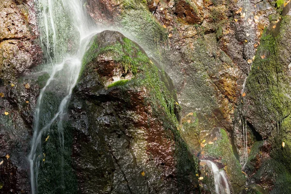 Samodivsko Praskalo ロドピ山脈 ブルガリアの秋景色 — ストック写真