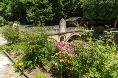Etar, Gabrovo, Bulgaristan- 6 Temmuz 2018: Etar köyündeeski ev (Etara) Gabrovo kasabası yakınlarında, Bulgaristan