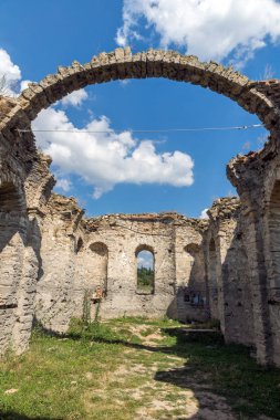 Ortaçağ Doğu Ortodoks Kilisesi, Saint John Rila Zhrebchevo rezervuar, Sliven bölge, Bulgaristan altındaki terk edilmiş