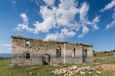 Ortaçağ Doğu Ortodoks Kilisesi, Saint John Rila Zhrebchevo rezervuar, Sliven bölge, Bulgaristan altındaki terk edilmiş